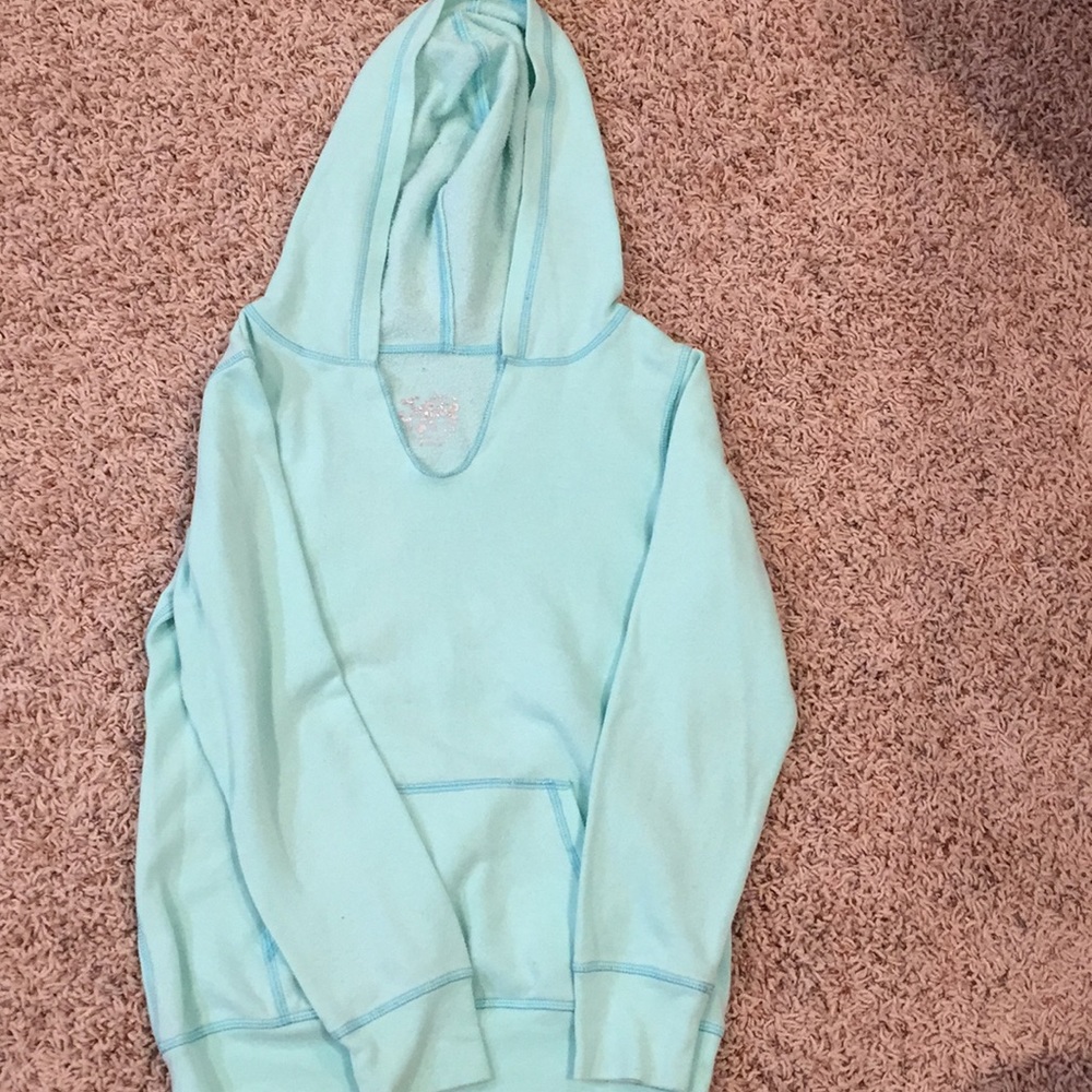 Blue long sleeve crop top